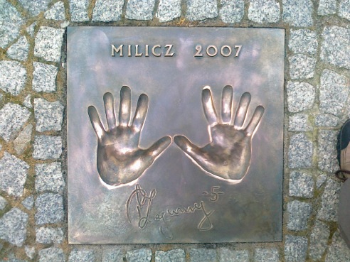 21 - ZAGUMNY P (2007)